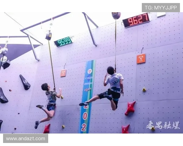 南京极限运动嘉年华精彩回顾攀岩队展现出色节奏与团队精神