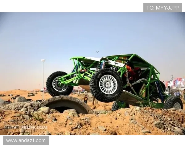 武汉攀岩队在世界街舞大赛中以58分稳居积分榜首位