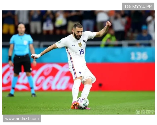 本泽马重返赛场展现王者风范助力球队再创辉煌