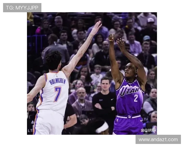 雷霆与爵士精彩对决全场录像回顾及精彩瞬间分析